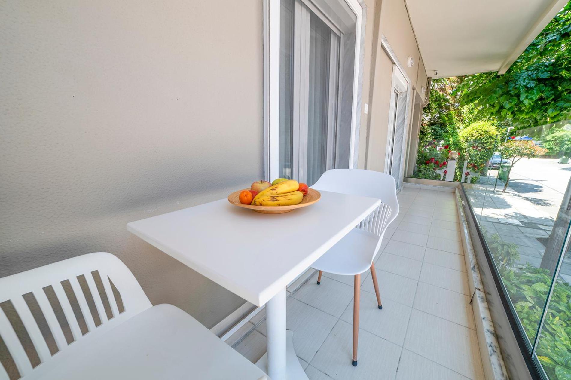 Evangelia Rooms & Apartments - A Аспровалта Екстериор снимка